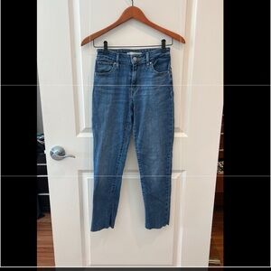 Levi’s 721 High Rise Skinny Jeans Size 26